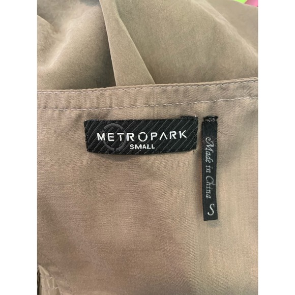 Metropark tan racerback buttoned belted sleeveless dress size small - Picture 3 of 9